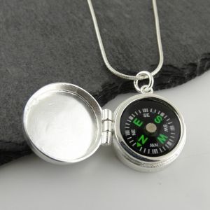 Gifter - מתנות לכל אירוע מתנות לקולגות Working Compass Locket Necklace - 925 Sterling Silver - Pendant Graduation Gift